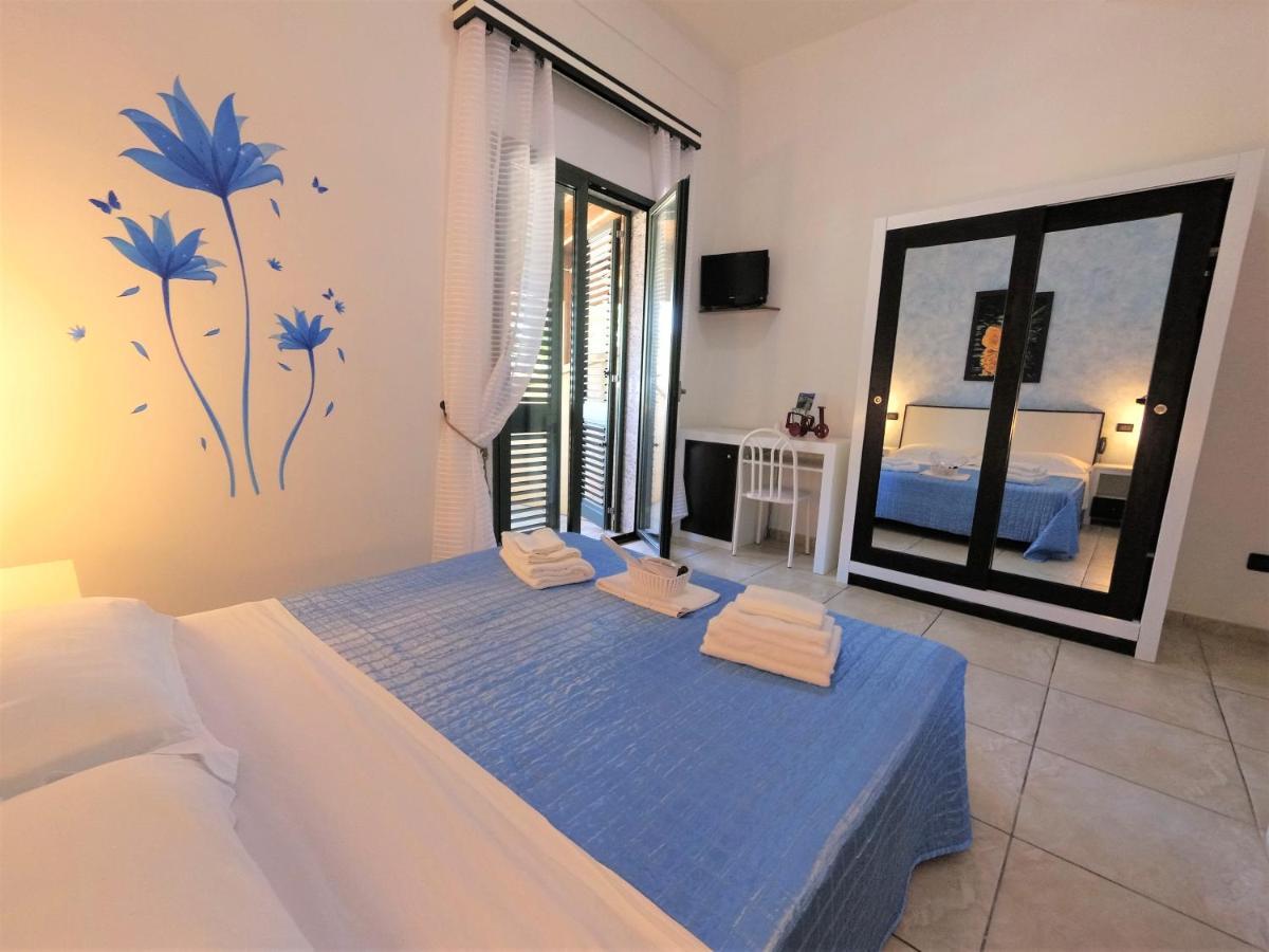 Hotel Alba Chiara Sant'Andrea Salento Экстерьер фото