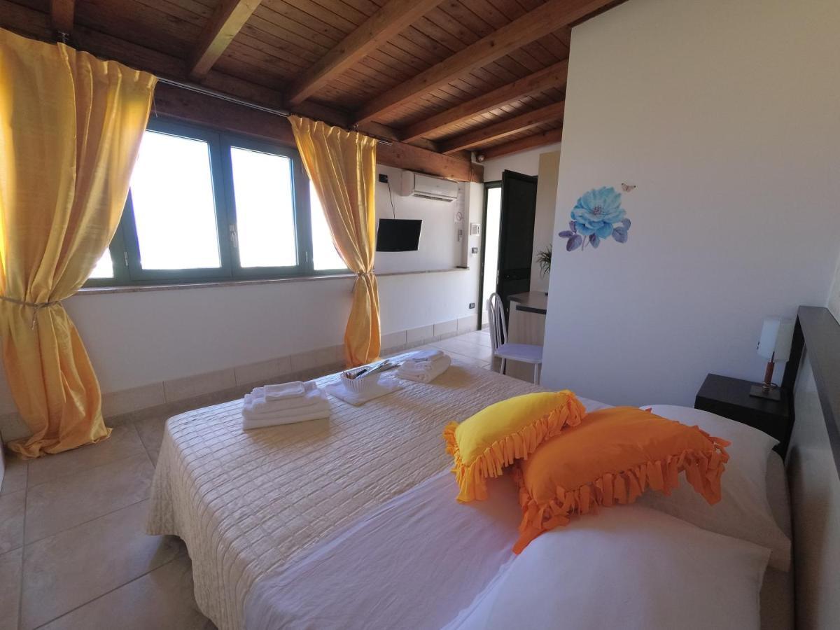 Hotel Alba Chiara Sant'Andrea Salento Экстерьер фото